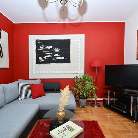 Artsy Apartment Klis Exterior photo