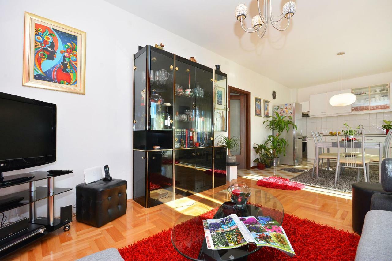 Artsy Apartment